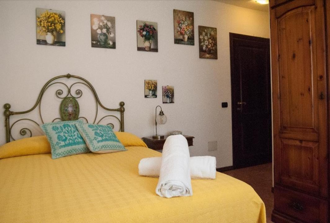 אולביה Villa Aurora מראה חיצוני תמונה